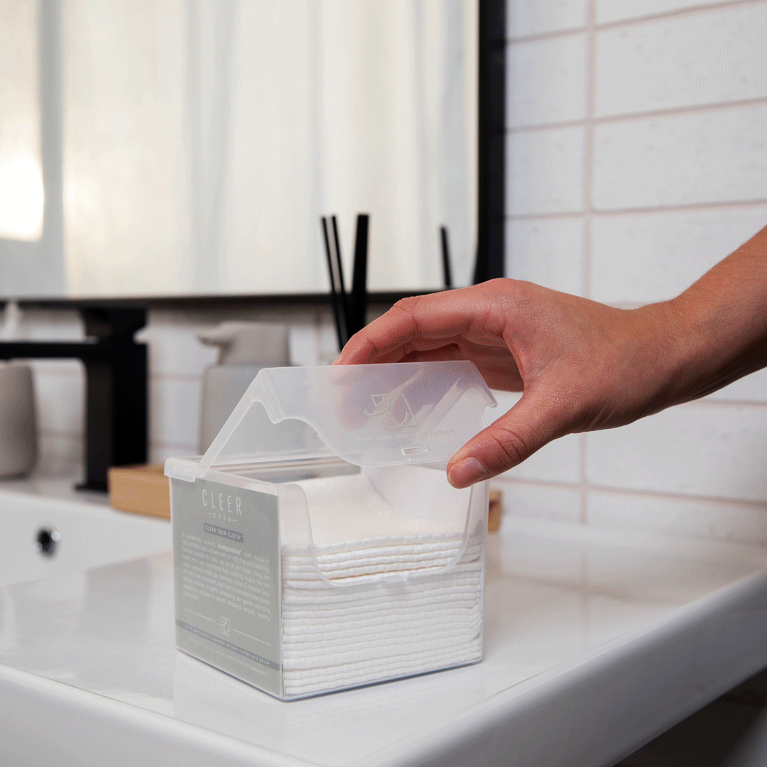 BUY 1 GET 2ND HALF OFF + free gift  Thru 6/9!!  CLEER SKIN CLOTH™  30 pc - Original with Refillable Container